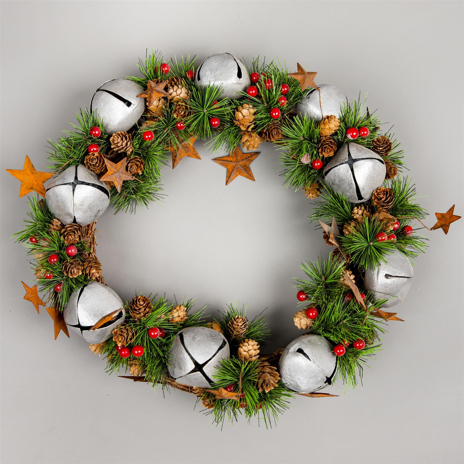 25 Cm Wreath With Silver Bells
