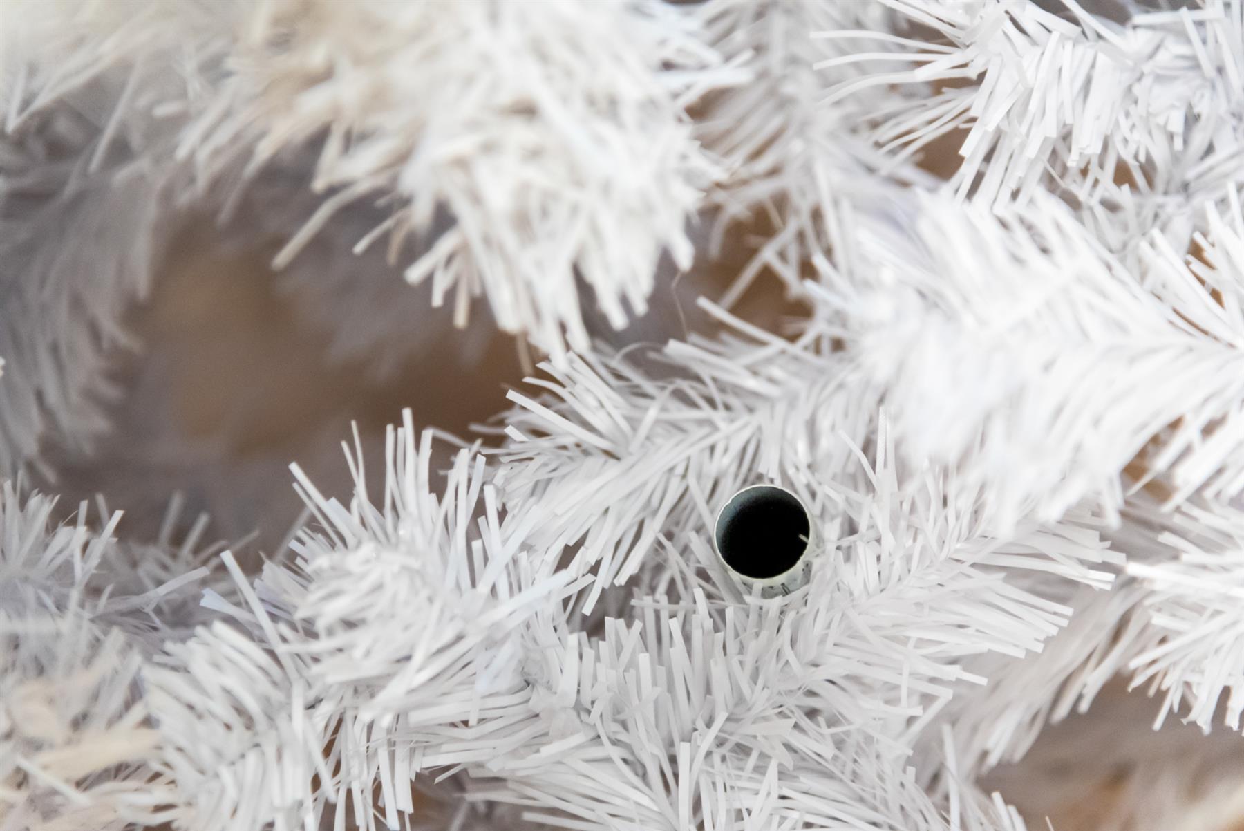 White Christmas Tree Xmas Bushy Pine Artificial Outdoor Xmas Home Decoration 4FT