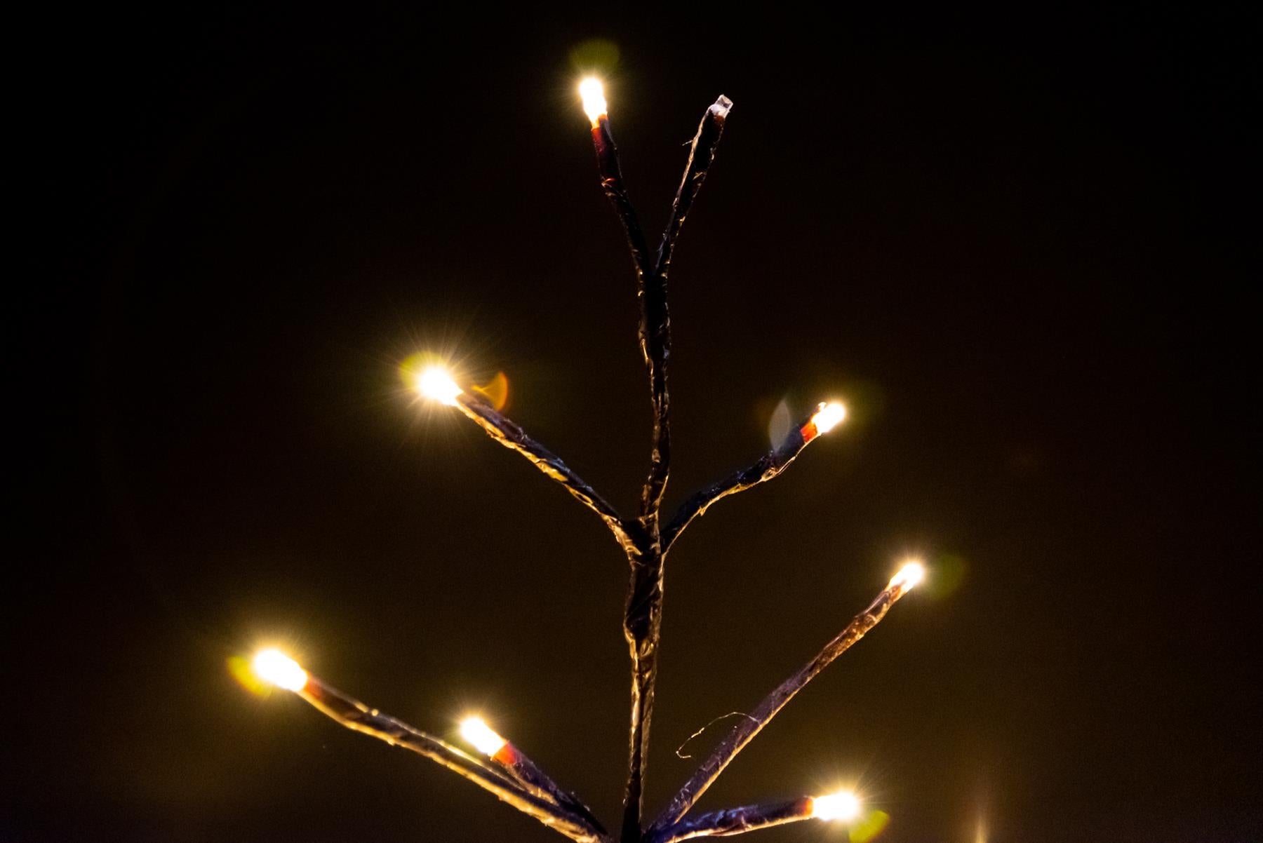 Outdoor Christmas Tree Decoration Twig Pre Lit Snowy Brown LED XMAS Home 5FT