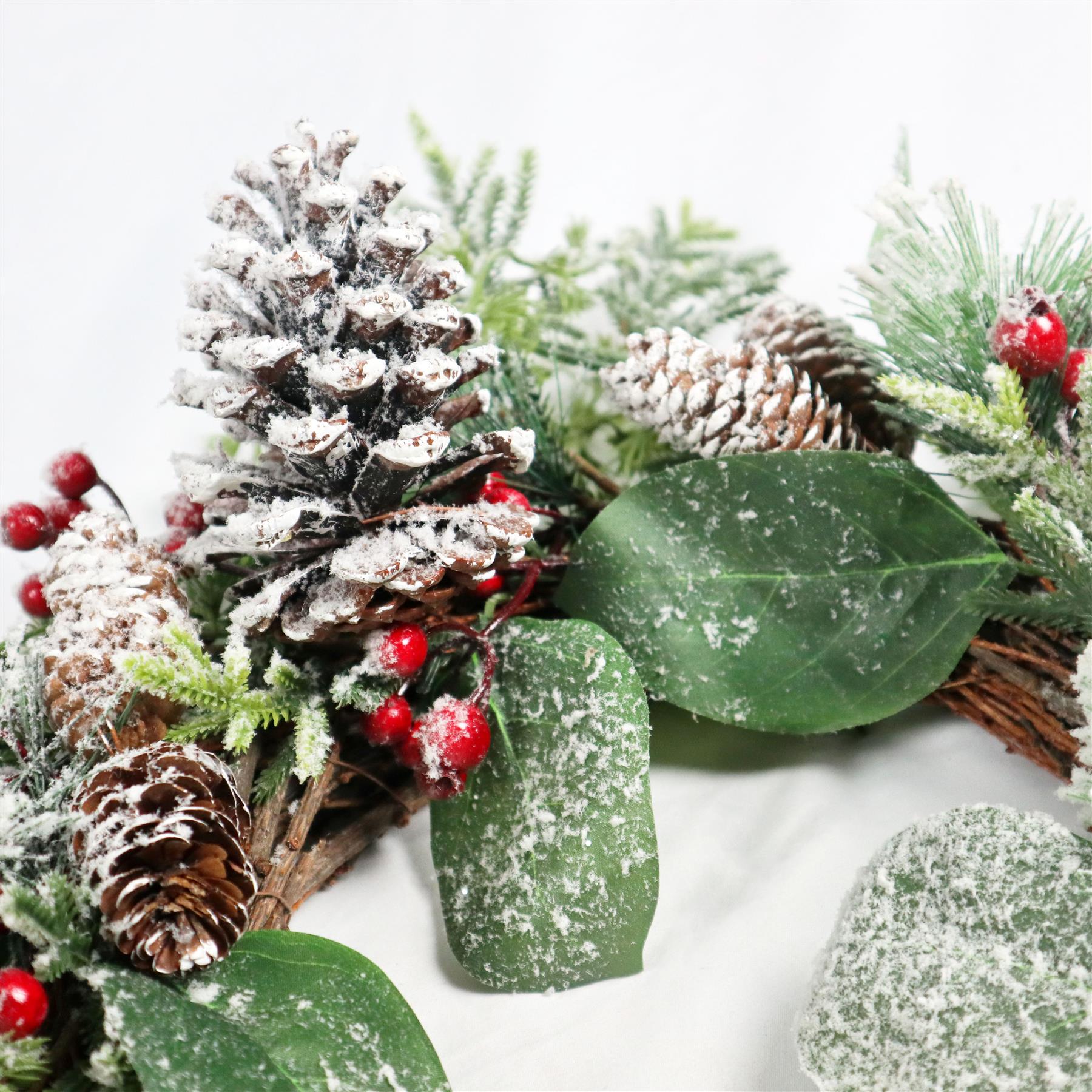 Artificial Berry Flowers Snow Leaf Wreath Christmas Home Tree Xmas Decorations