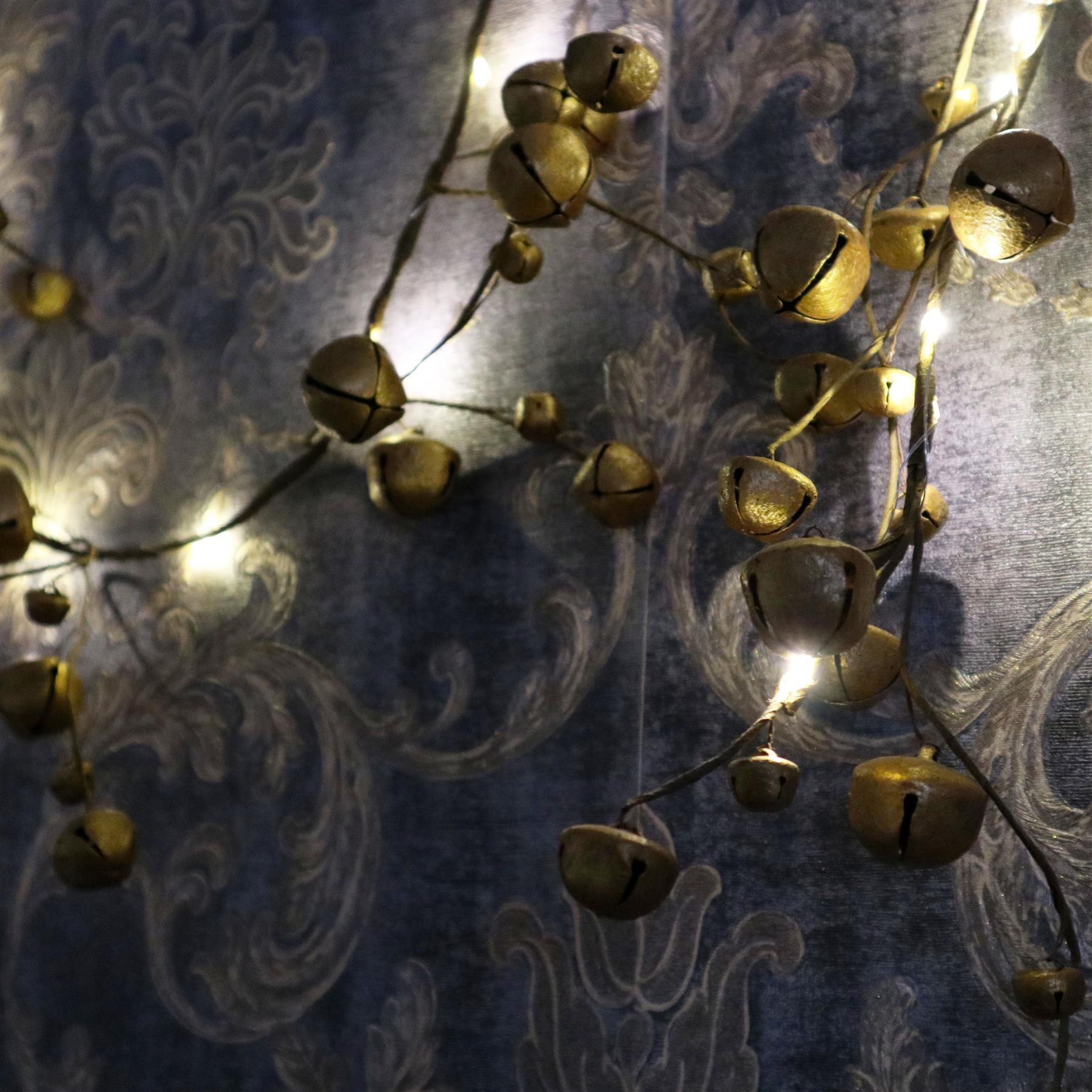 Golden Bells Garland With 20 Leds 150Cm