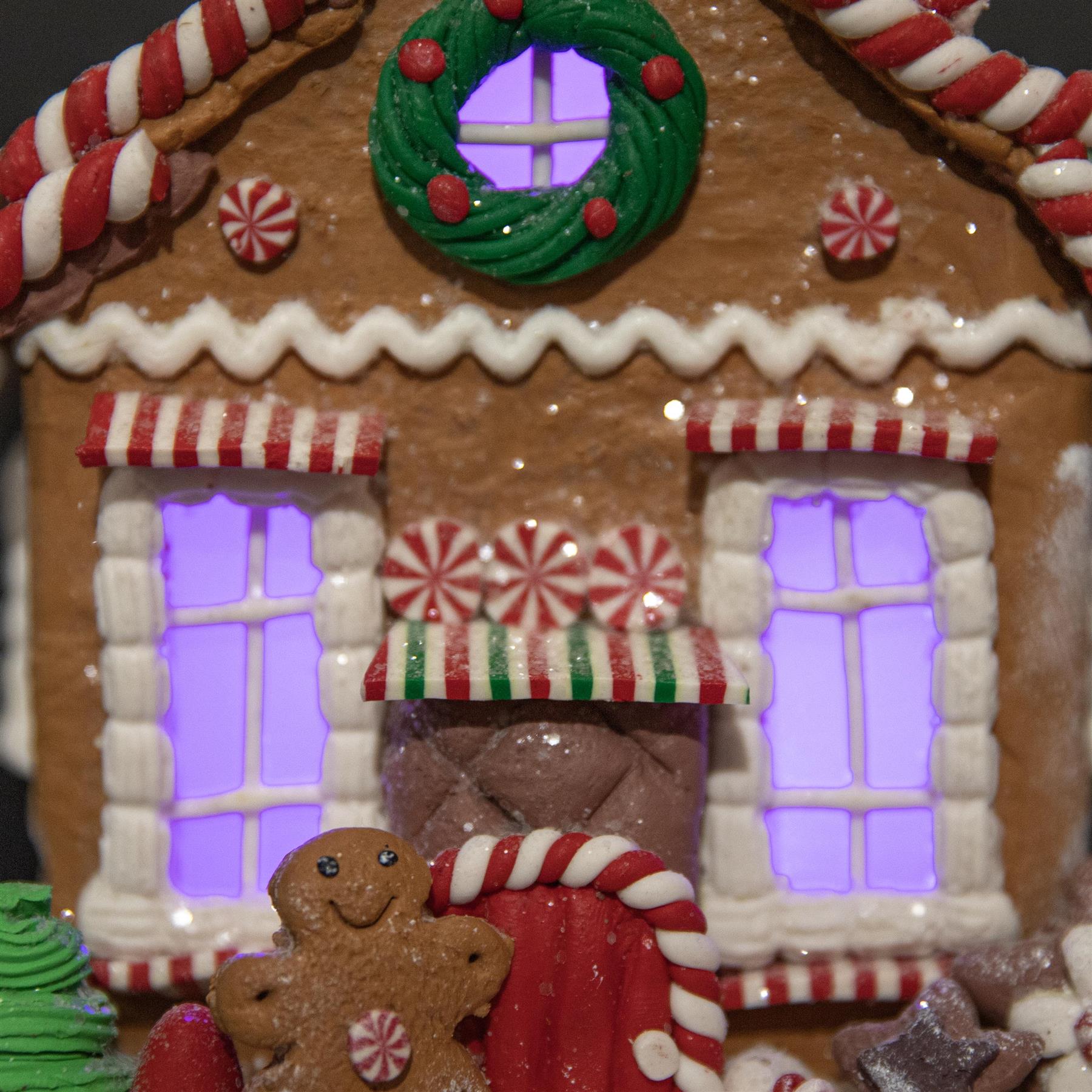 Ceramic Gingerbread Cookie Candy House-12 X 12 X 17Cm