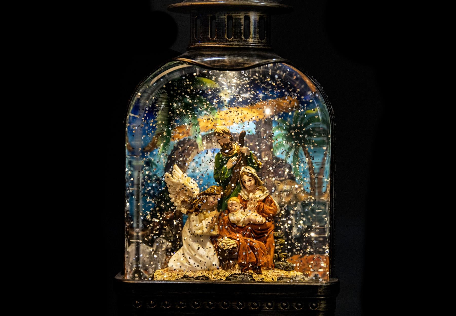 Christmas Nativity Scene Snow Globe Lantern 24X12.8X7Cm