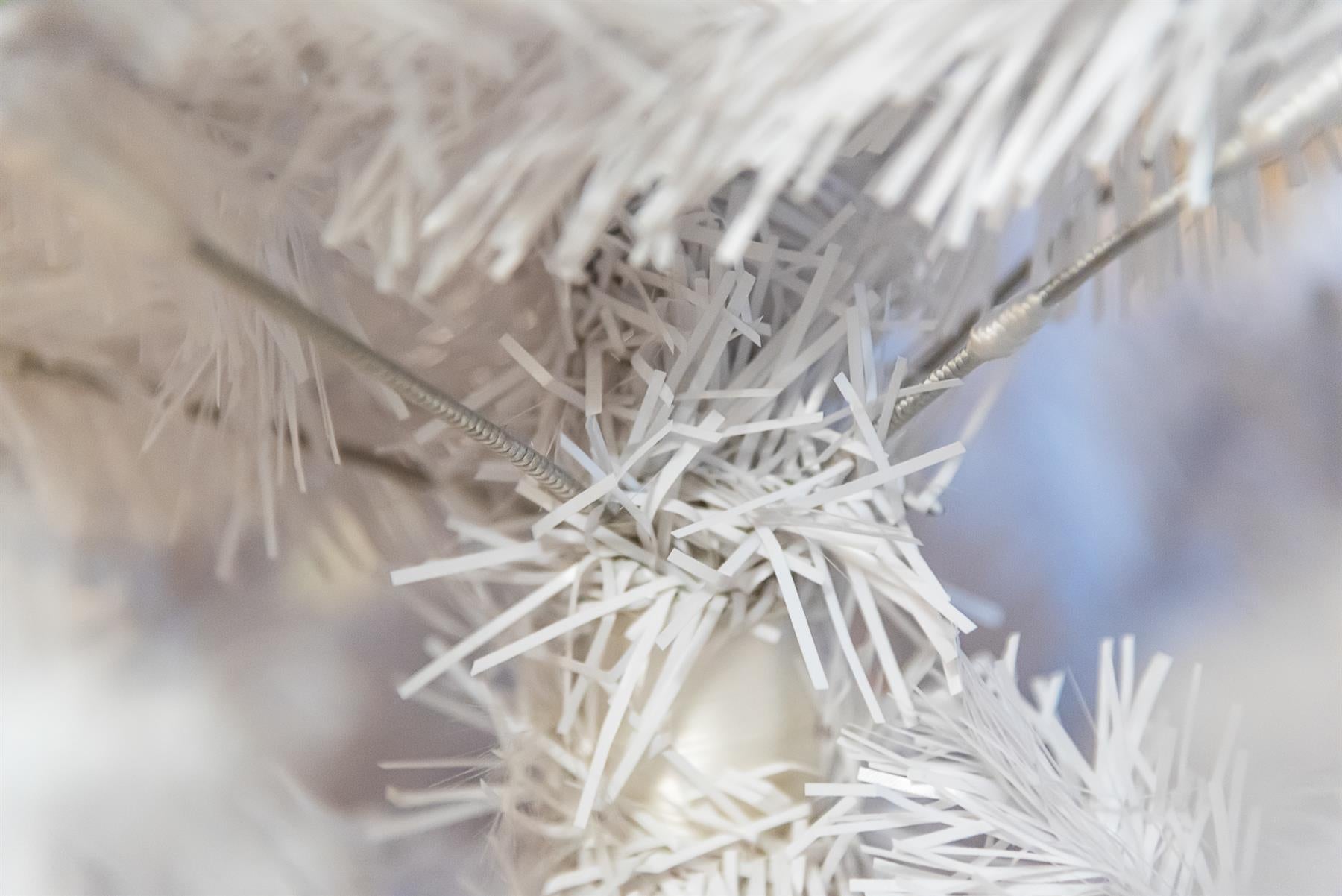 7FT Christmas Tree Xmas White Artificial Bushy Pine Outdoor Xmas Home Decoration
