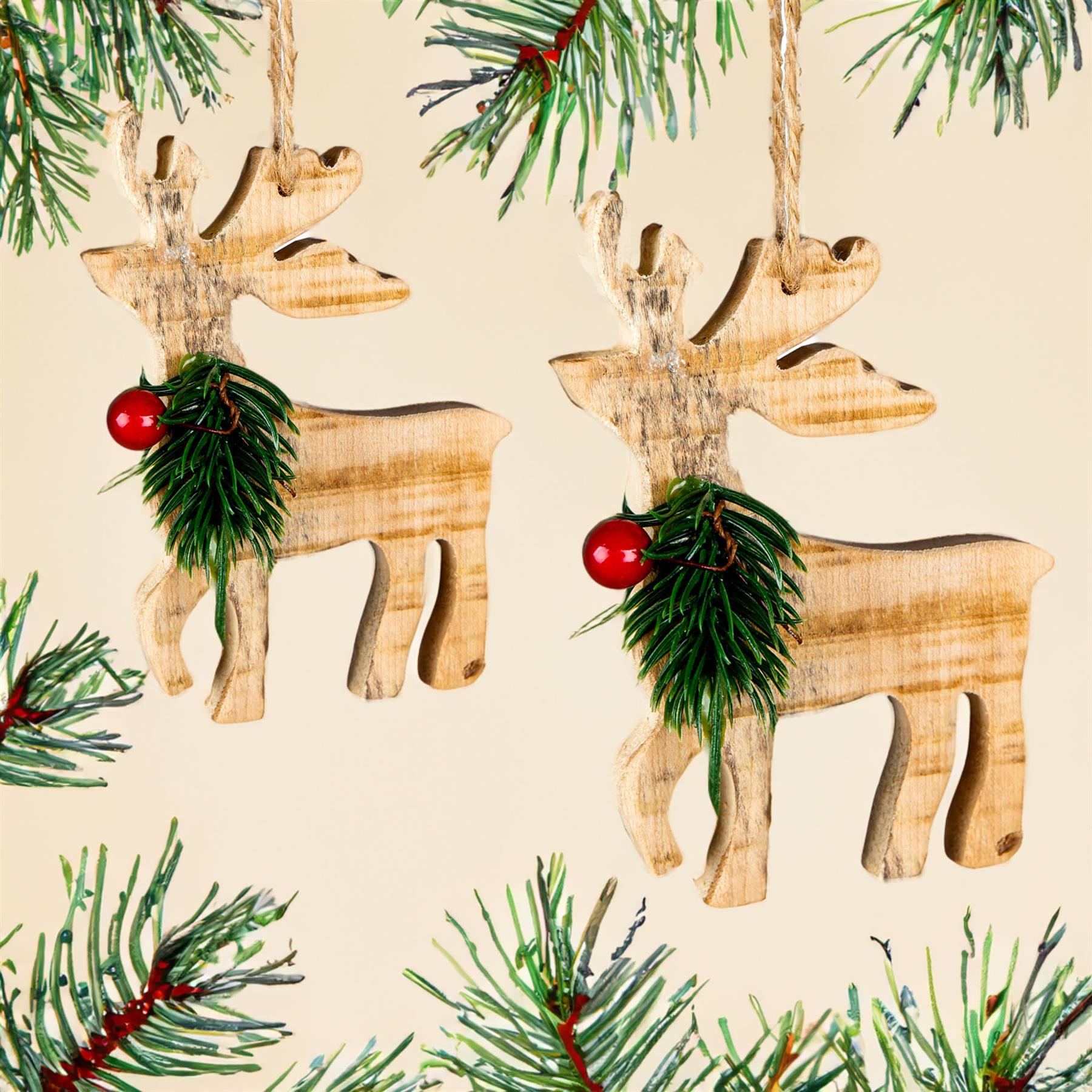 4Pcs Wooden Craft Assorted Shapes - Heart,Tree,Star,Reindeer- Christmas Tree Hanging Decorations