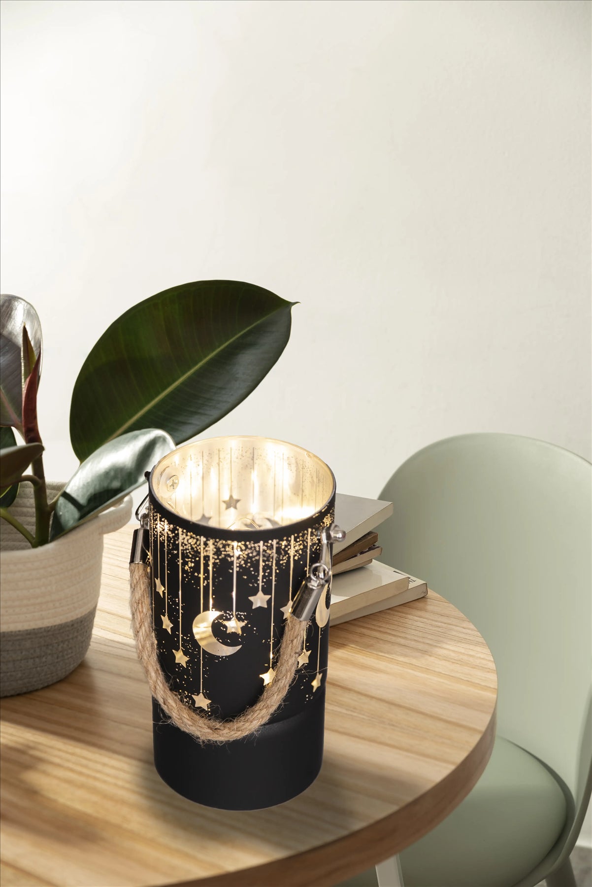 17Cm Christmas Decorated Jar Led Black Glass Vase / Moon / Stars