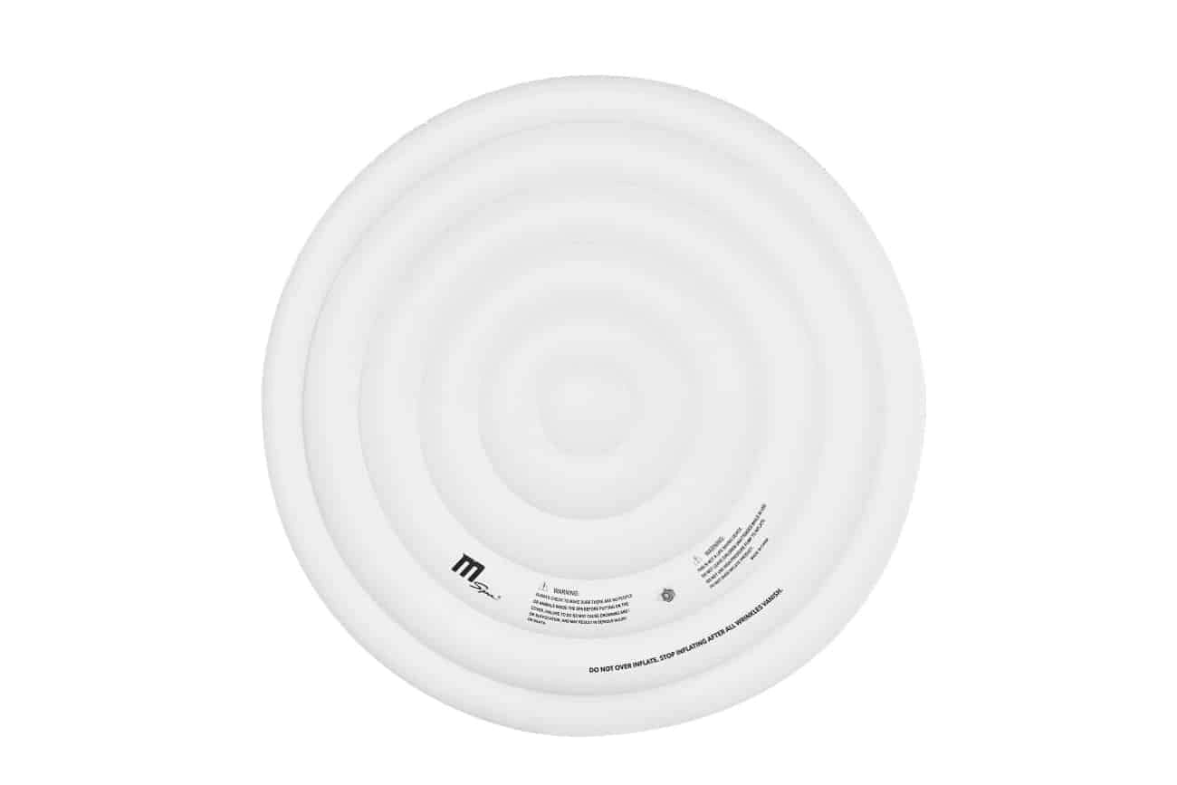 Inflatable bladder for 4-person round spa