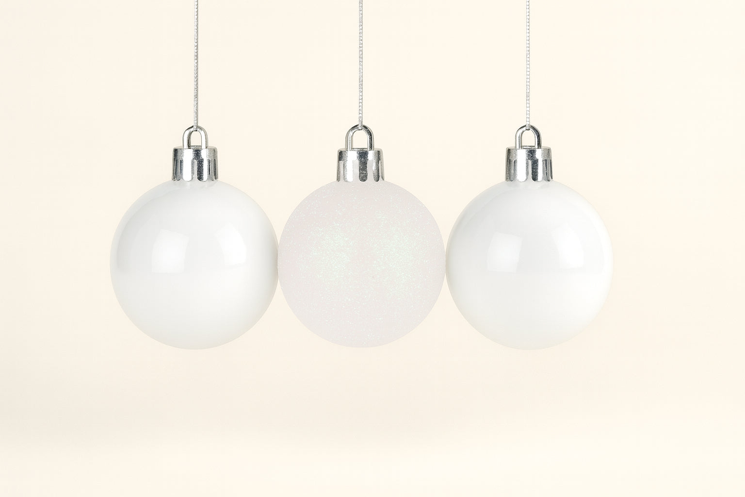 12pcs Christmas Baubles Tree Ornaments White Ball Xmas Festive Hanging Decor 3cm