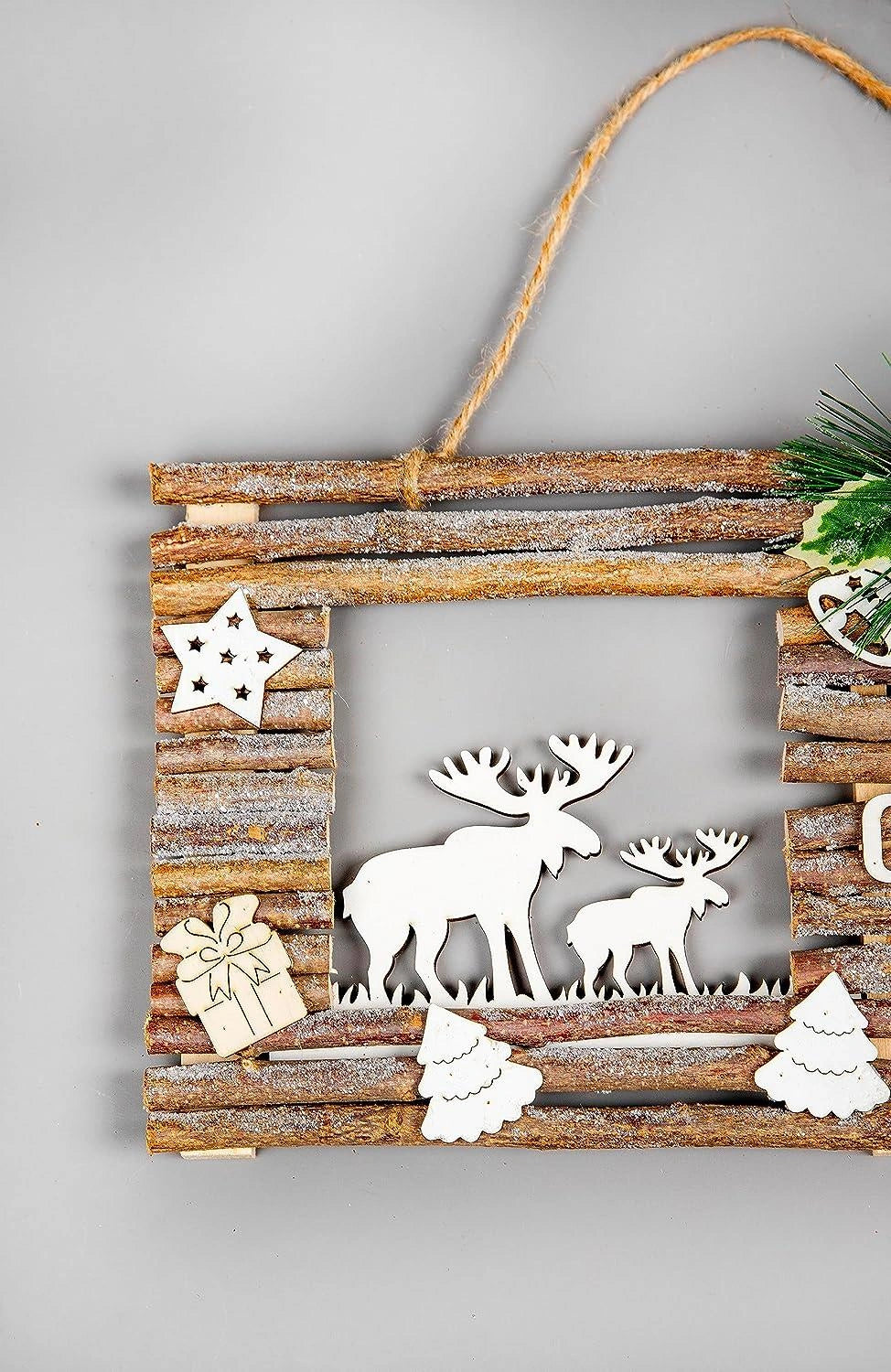 Merry Christmas Wooden Twig Frame 40cm Reindeer Door Wall Xmas Hanging Decor