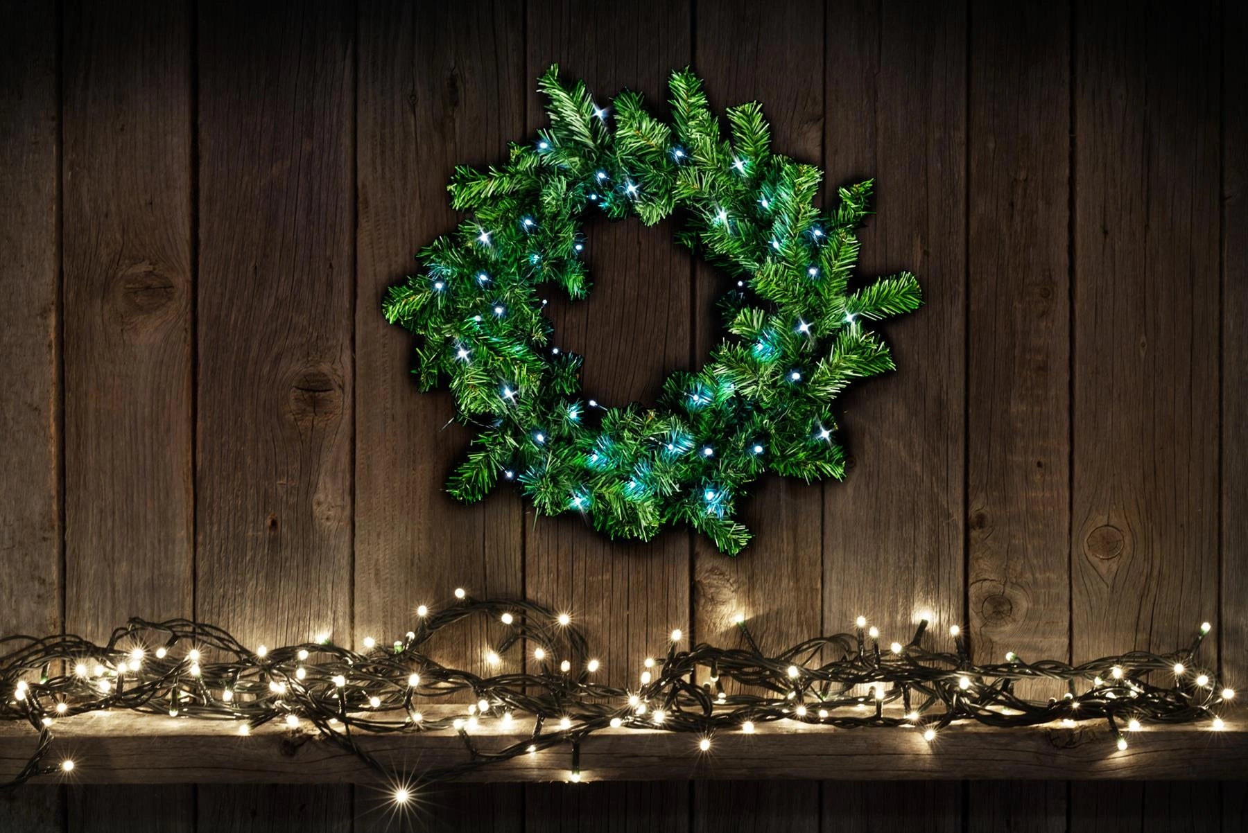 Green Christmas Wreath Pre Lit Artificial Bushy Wall Door XMAS Home Decor 55CM