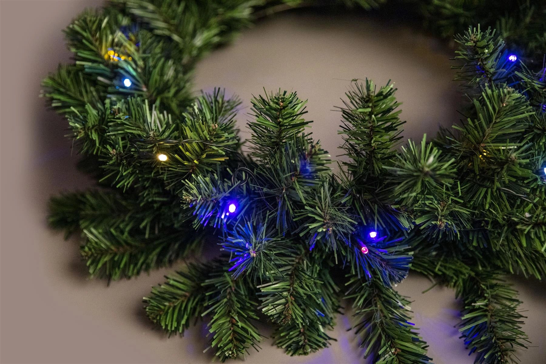 Green Christmas Wreath Pre Lit Artificial Bushy Wall Door XMAS Home Decor 55CM