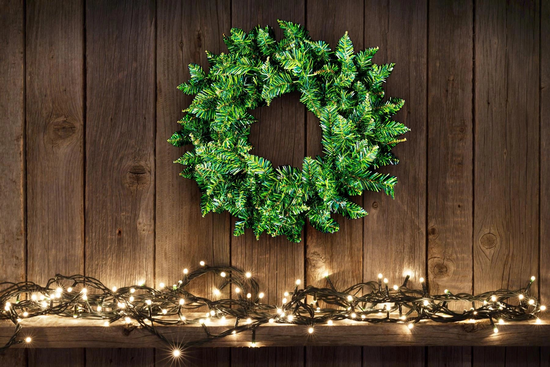 Green Christmas Wreath Artificial Bushy Pine Wall Door XMAS Home Decoration 55CM