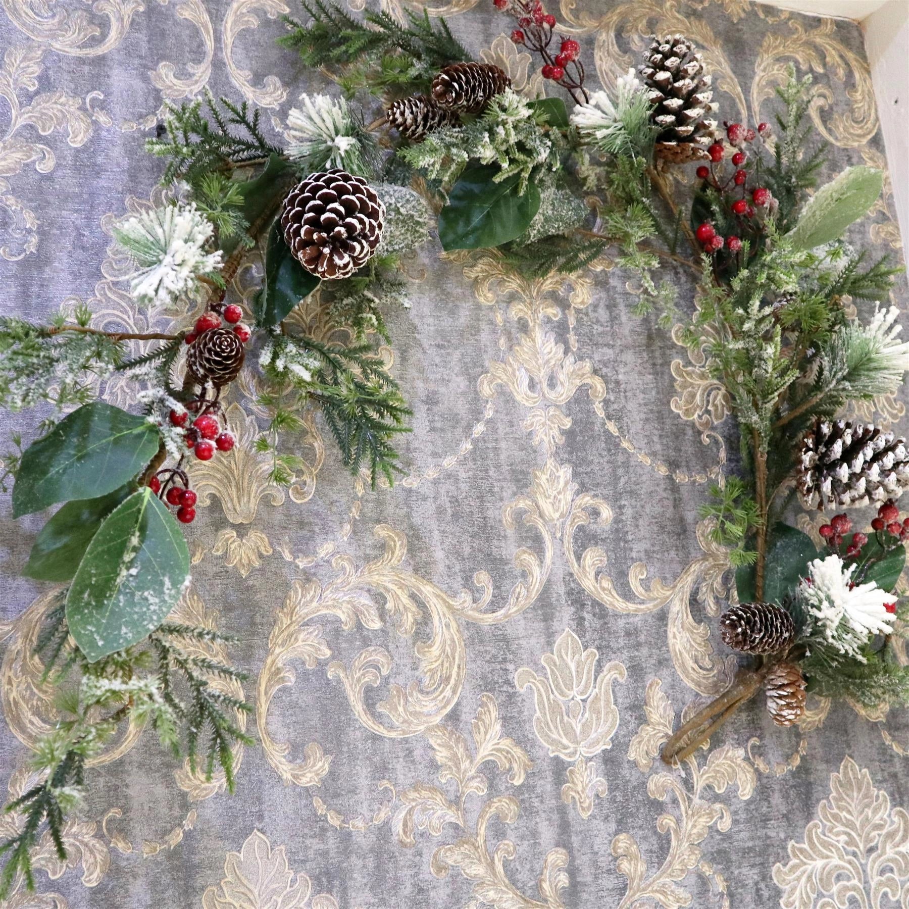 Artificial Berry Flowers Snow Leaf Garland Christmas Home Tree Xmas Decorations