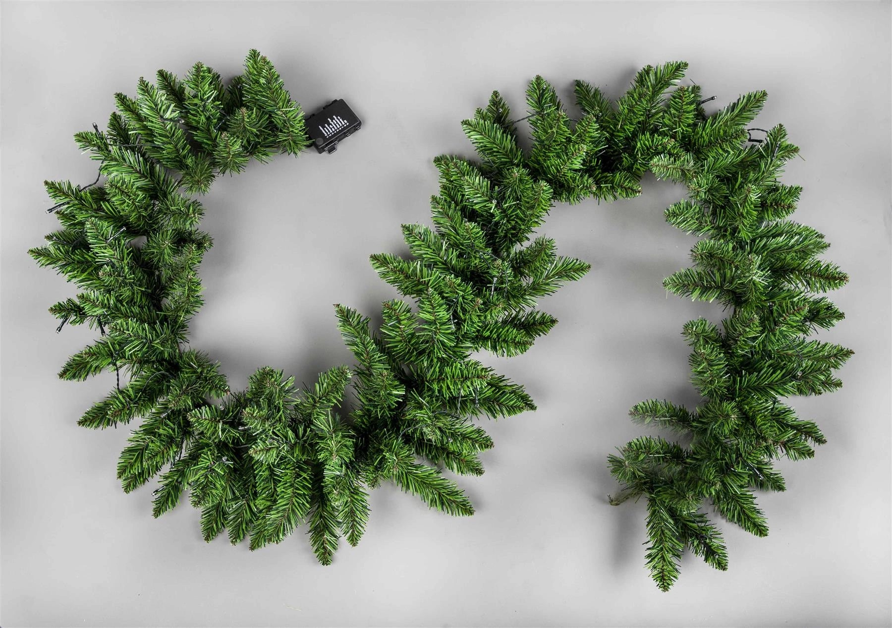 Green Christmas Garland Pre Lit Artificial Bushy Wall Door XMAS Home Decor 2M UK