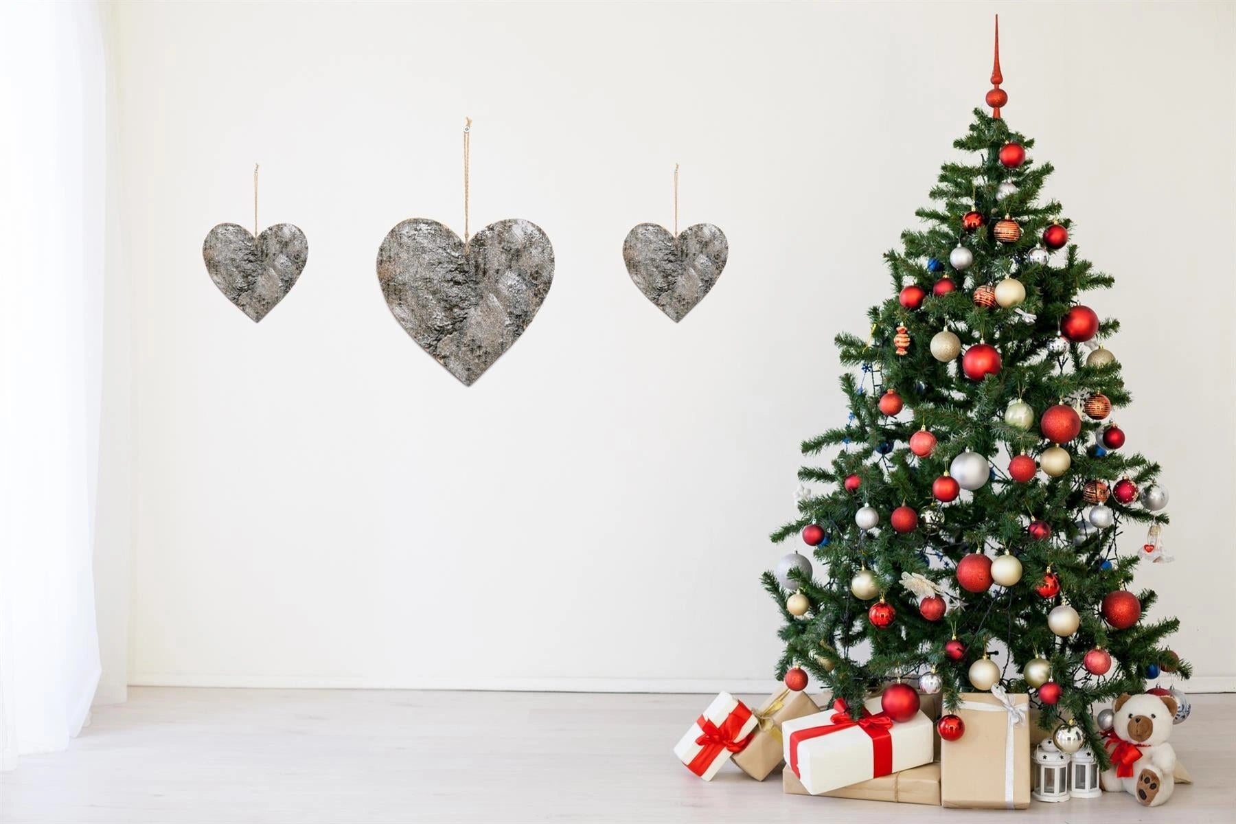 20cm Heart Christmas Hanging Decoration Wooden BirchBark Wall Door Xmas Ornament