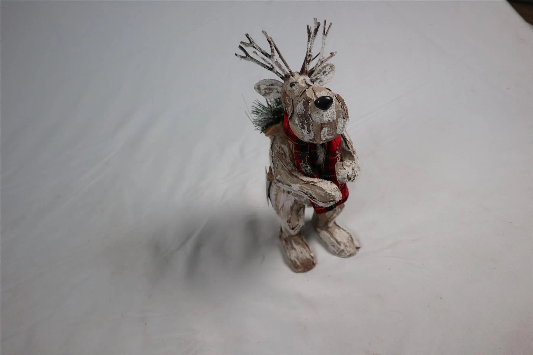 Christmas Deer Figurine Showpieces Xmas Home Office Craft Table Craft Decoration