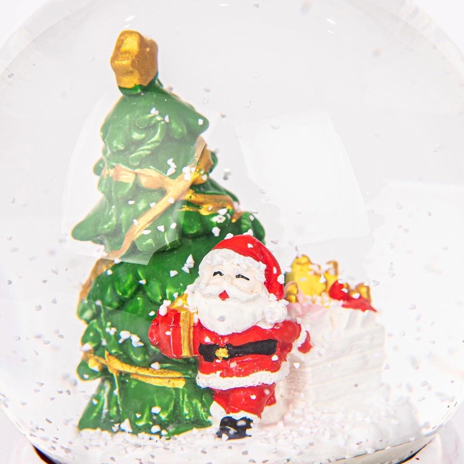 Musical Snow Globe Christmas Tree Scene Wreath 15cm Tabletop Xmas Window Decor