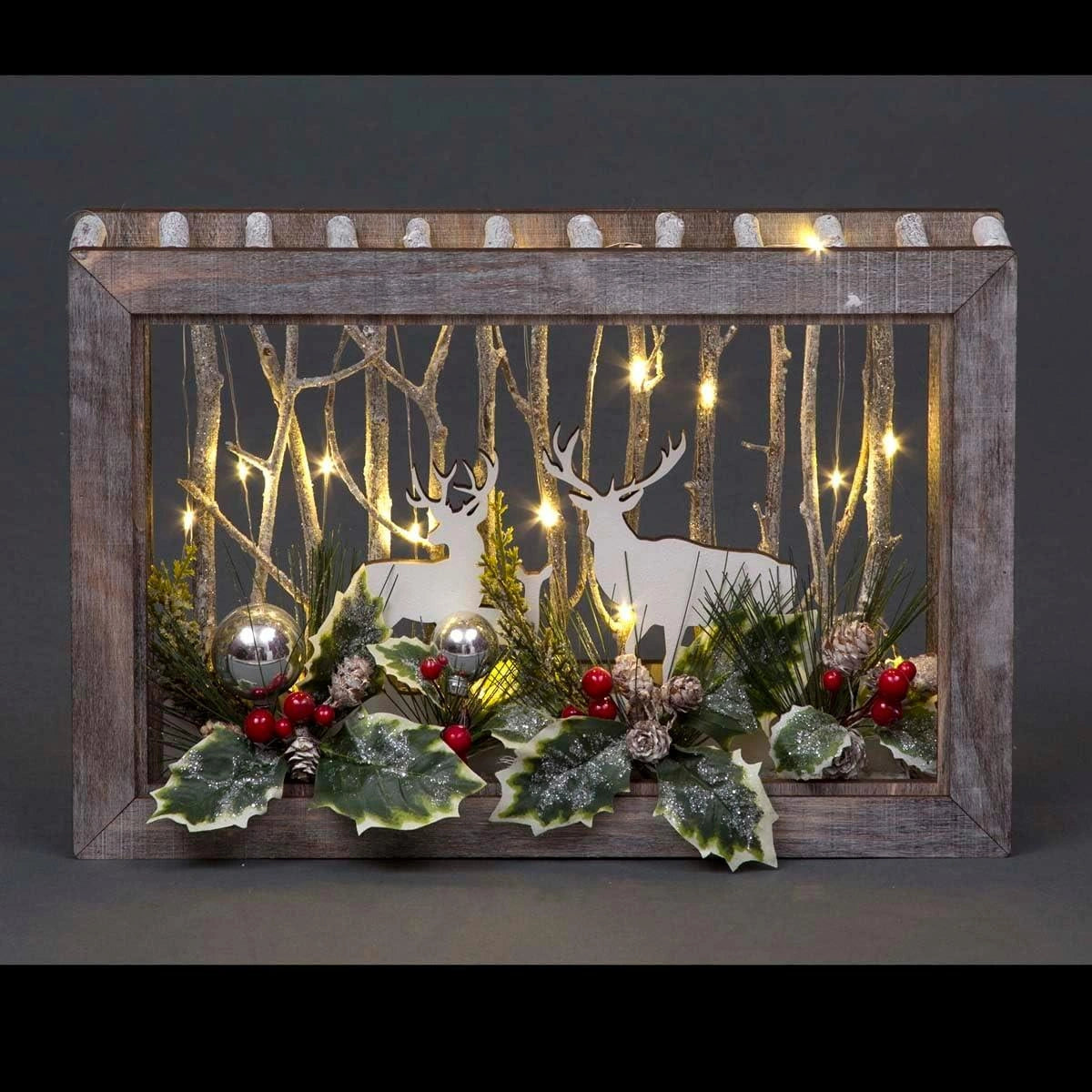 38cm Wooden Christmas Reindeer Scene Table Top B/O Rectangle  Xmas Home Decor UK