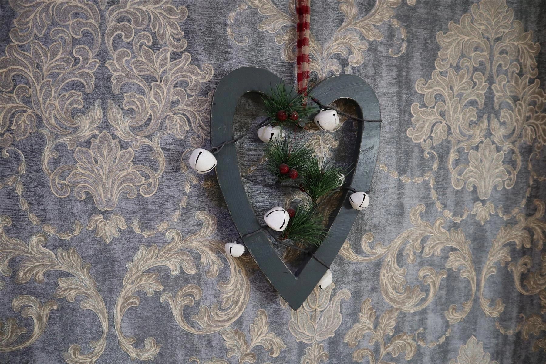 Wooden Green Small Heart Christmas Wall Decorations Home Xmas Party Showpieces