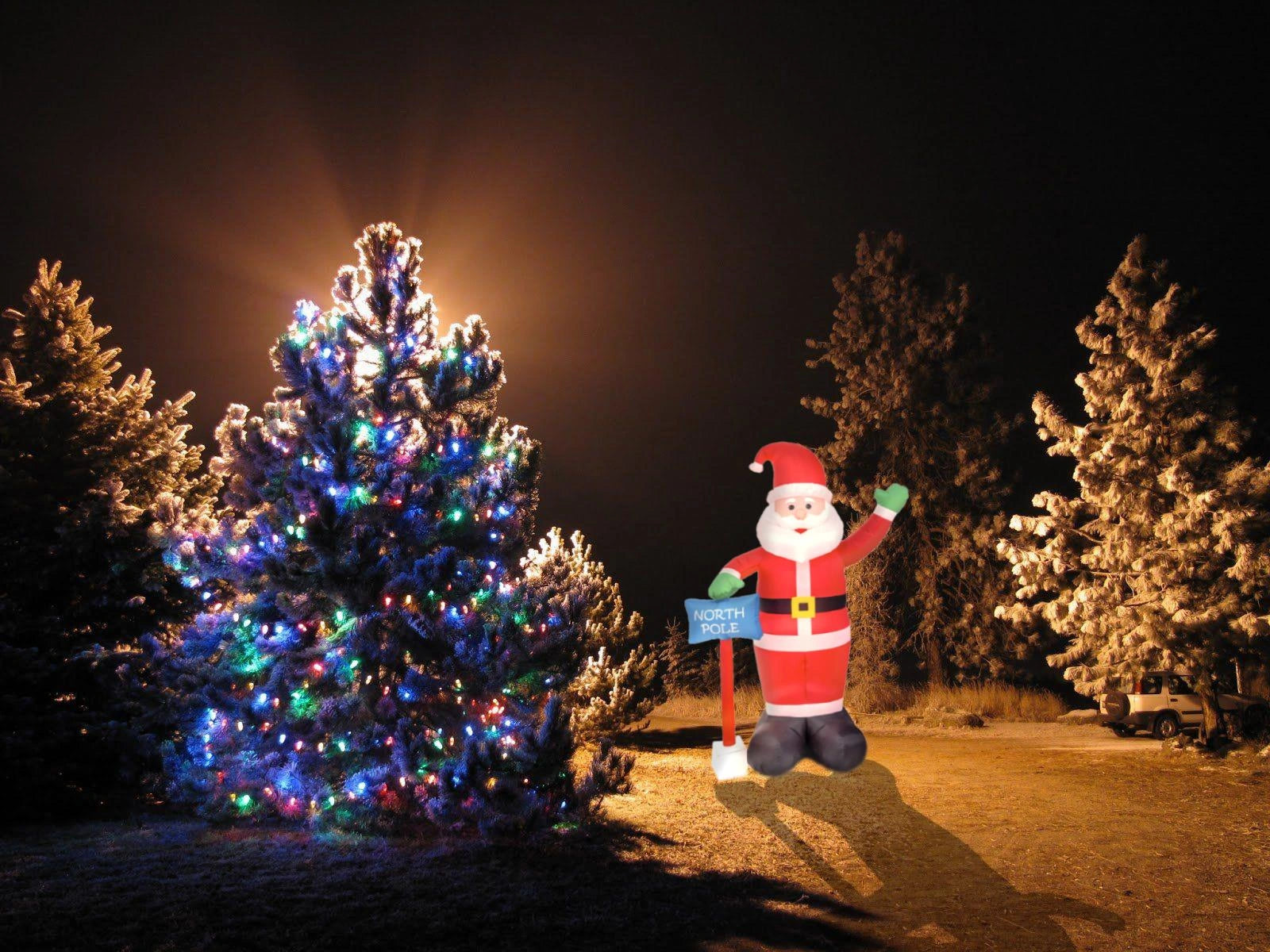 Outdoor Christmas Decoration Inflatable Santa 2.4m Height with LED Lights Giant