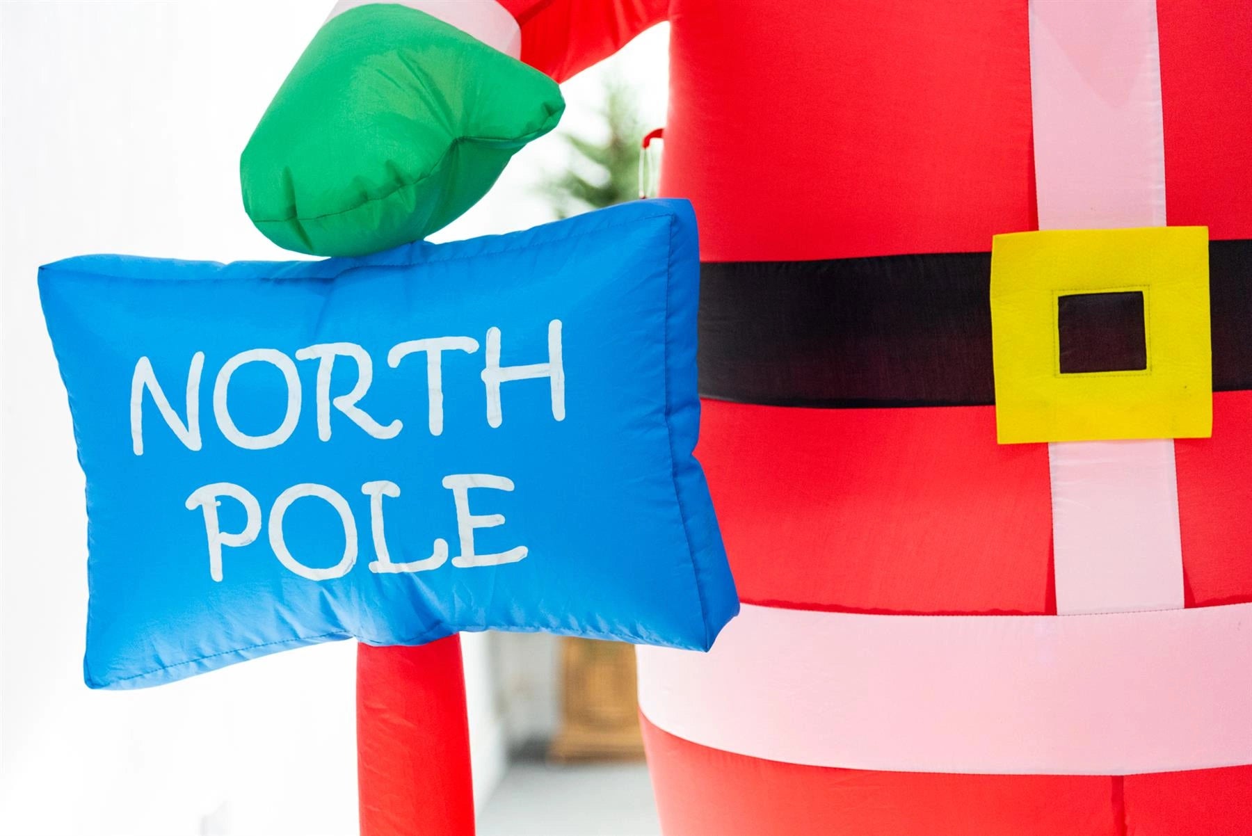 Pre Lit Mains Powered Auto Inflatable North Pole Santa With 4 White Led Lights 2.4M