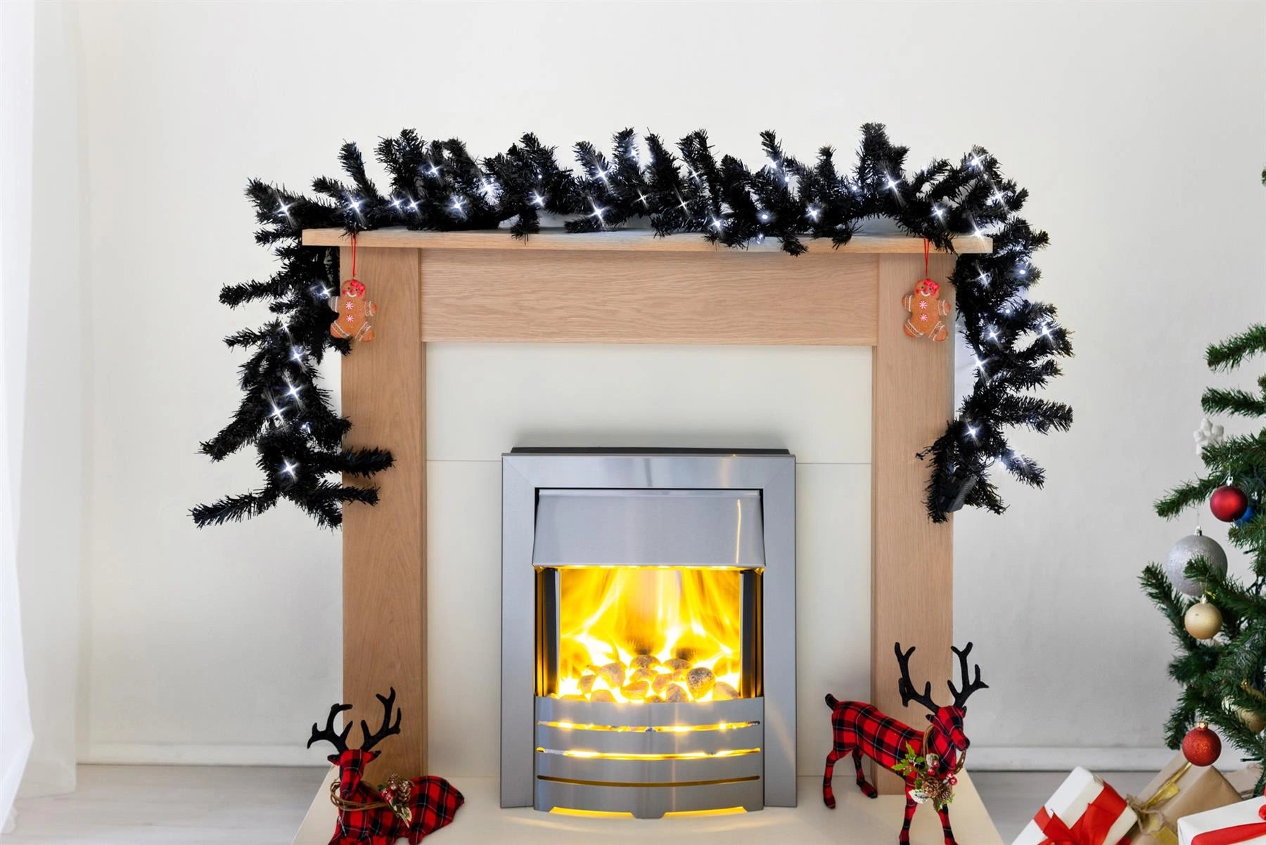 Black Christmas Garland Pre Lit Artificial Bushy Wall Door XMAS Home Decor 2M UK