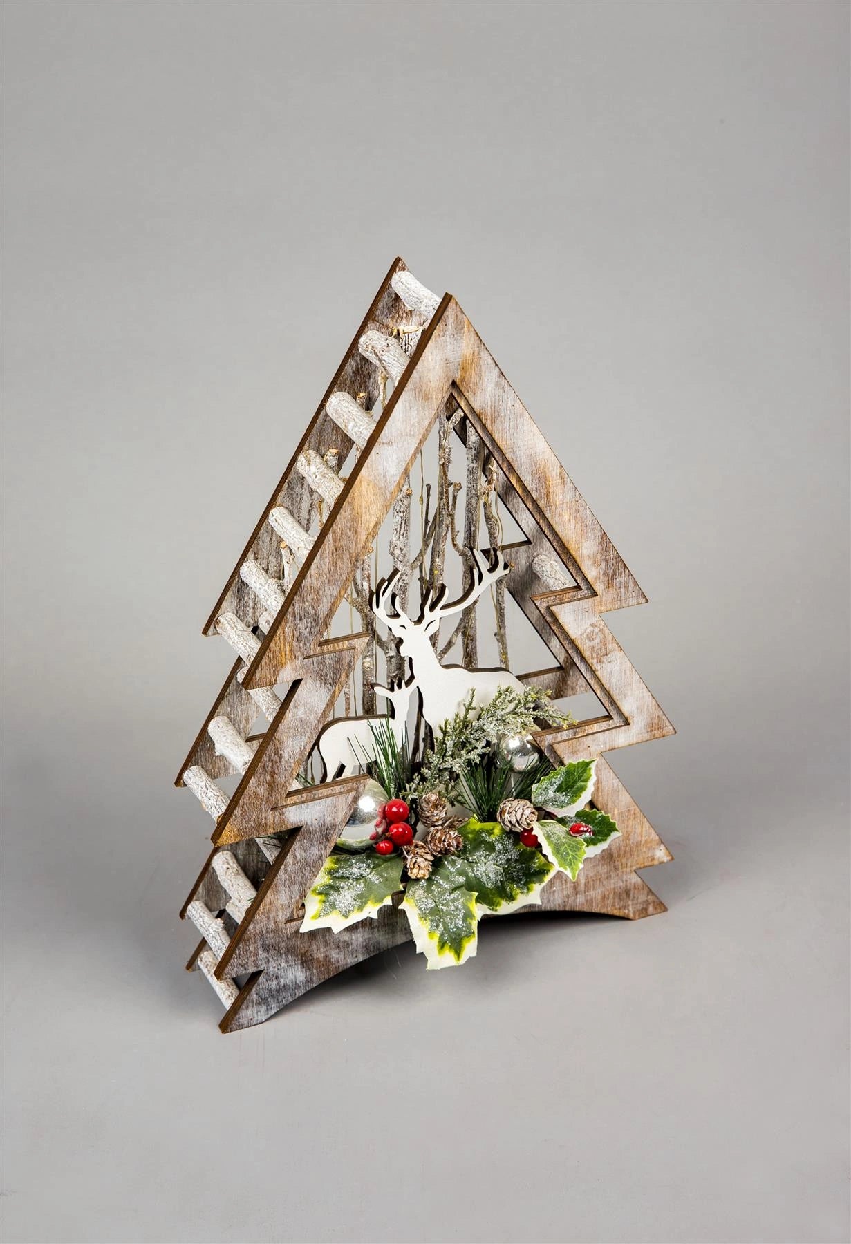 Wooden Reindeer Scene LED Christmas Tabletop Tree Frame 38cm B/O Xmas Home Decor