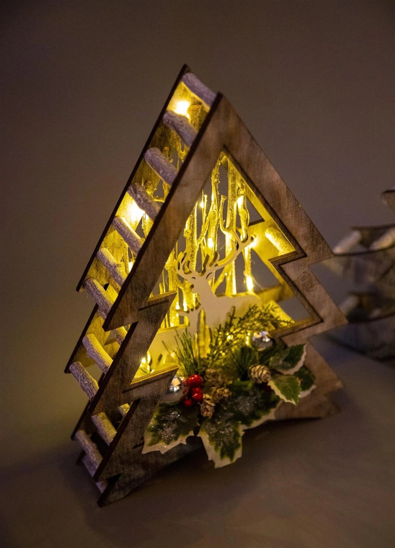 Wooden Reindeer Scene LED Christmas Tabletop Tree Frame 38cm B/O Xmas Home Decor