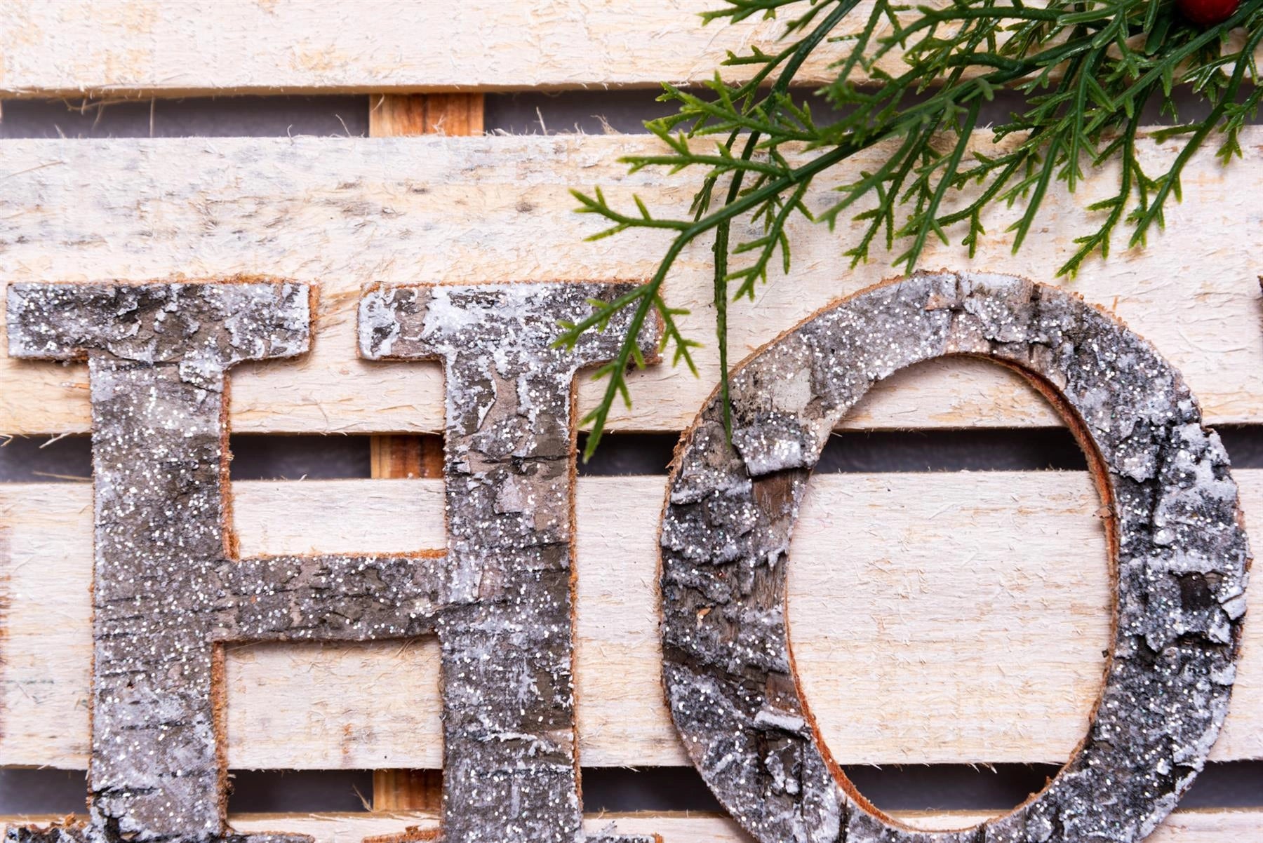 HOME Wooden Frame Christmas Hanging Ornament Wall Plaque Festive Home Door Decor