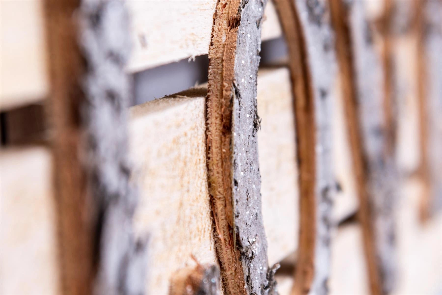 Love Wooden Frame Christmas Hanging Ornament Wall Plaque Festive Home Door Decor