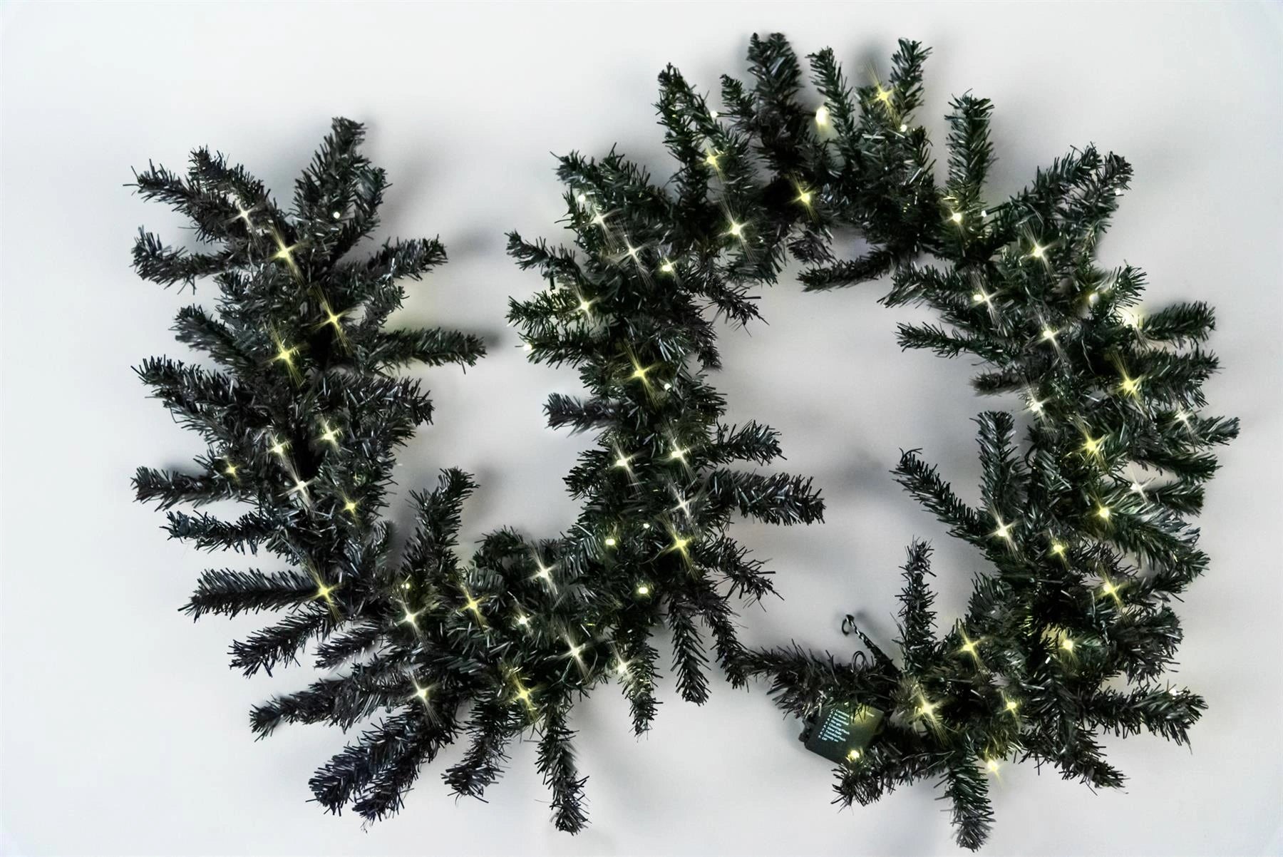 Black Christmas Garland Pre Lit Artificial Bushy Wall Door XMAS Home Decor 2M UK