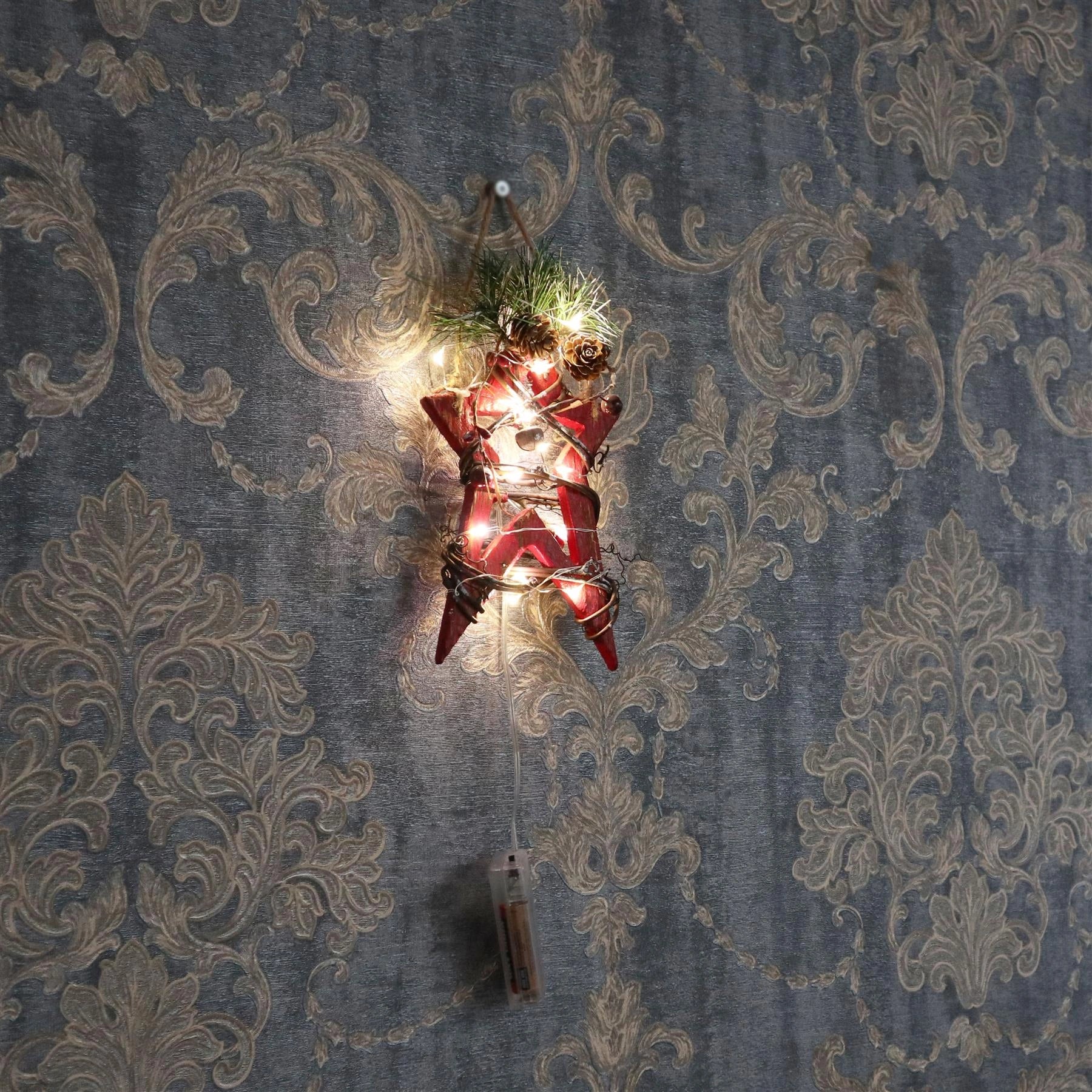 Red Wooden Star LEDs Christmas Wall Decorations Xmas Party Office Home Showpiece