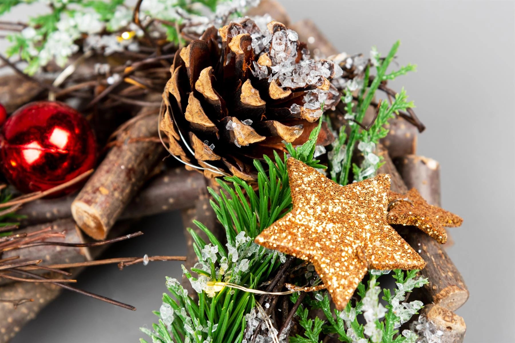 30cm Christmas Wreath Heart LED Red Baubles Stars Wooden Twig Hanging Xmas Decor