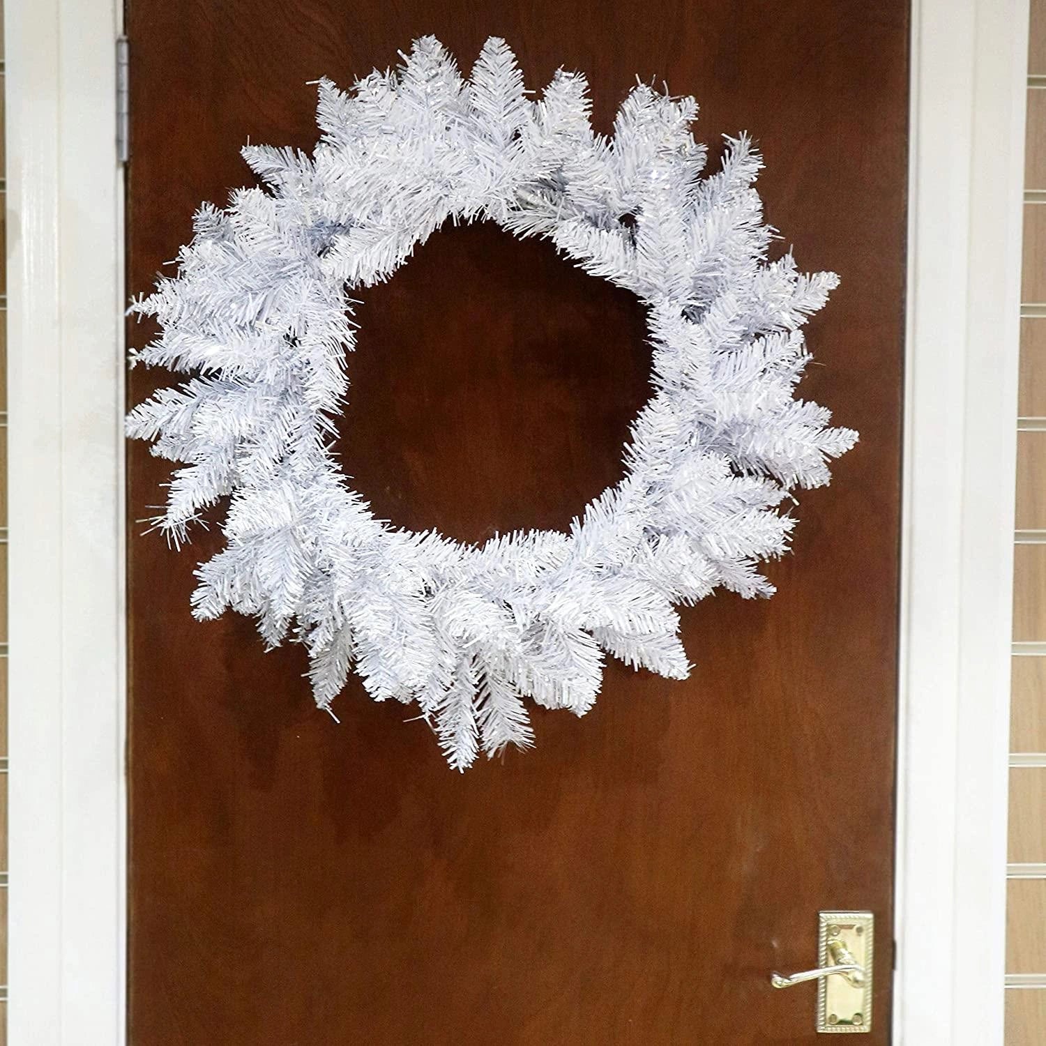 White Christmas Wreath Bushy Pine Artificial Home Wall Door XMAS Decorations UK
