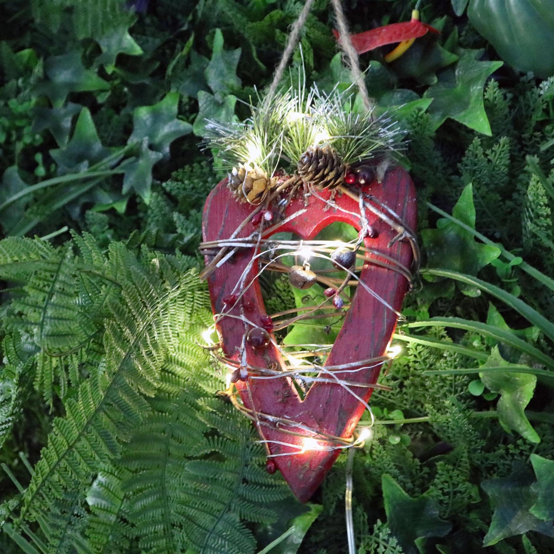 Red Wooden Heart LEDs Christmas Wall Decorations Xmas Party Office Home Pieces