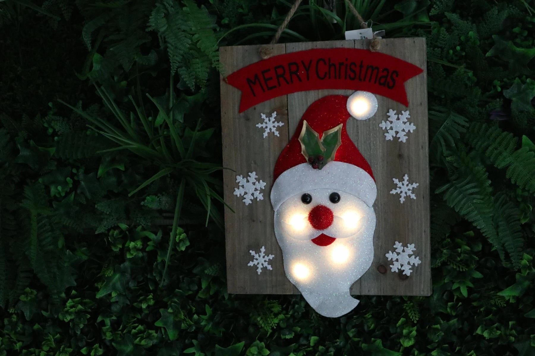 Christmas Wall Decoration Santa Pre Lit Wooden Hanging Frame Plaque Xmas Gifts
