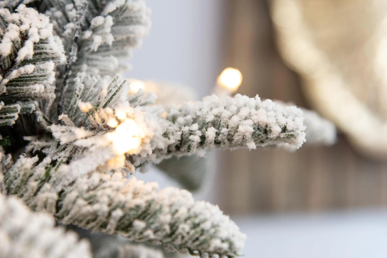 Christmas Tree Pre Lit Flocked Snow Covered Luxury Hinged Xmas Home Decor 6FT