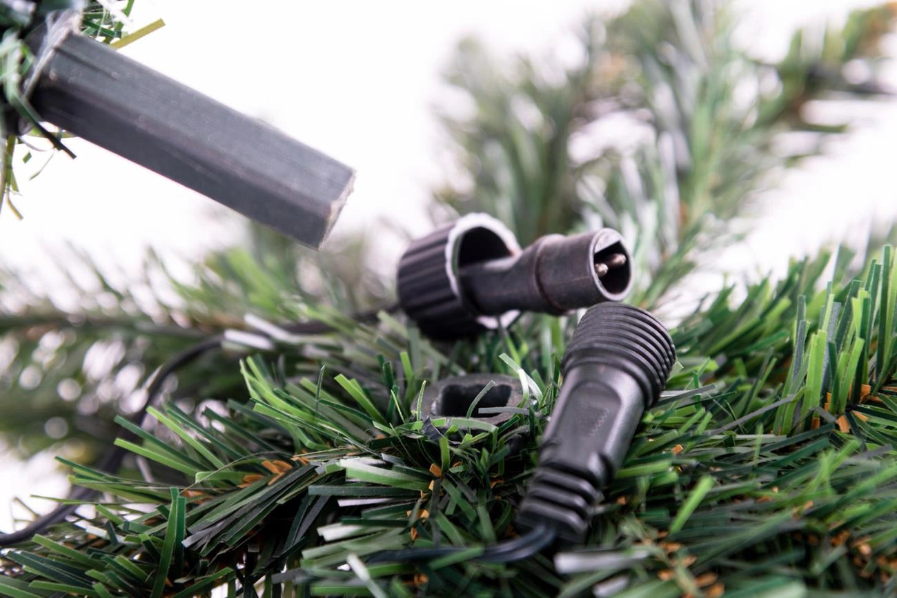 Slim Pre Lit Christmas Tree Pencil Green Artificial Bushy Pine XMAS Decor 4FT UK