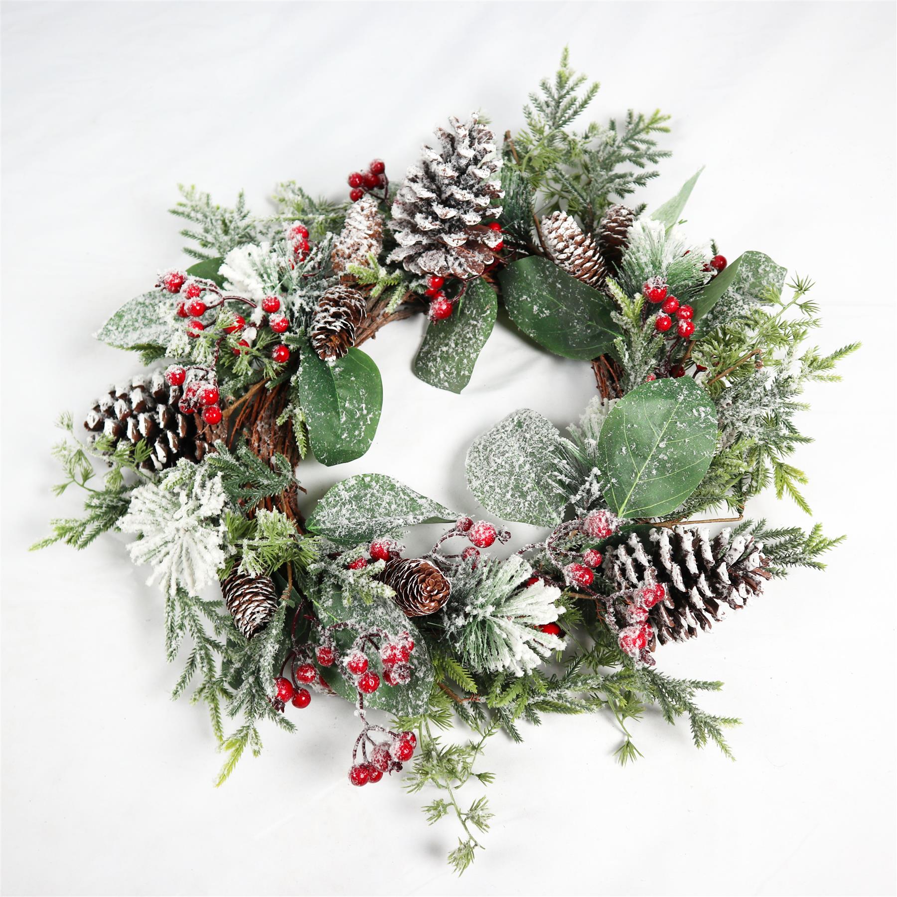 60Cm Decorative Wreath With Berry Flowers