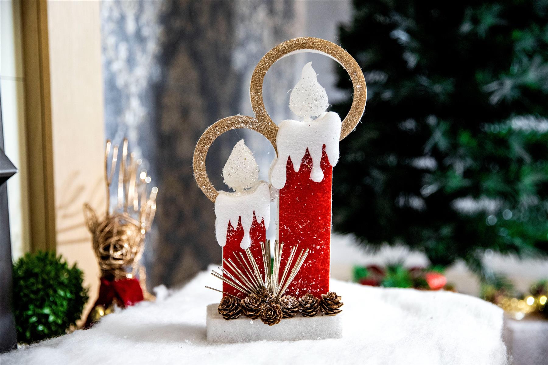 Pre Lit Christmas Decoration LED Candle Table Center Piece Window Xmas Gift 31cm