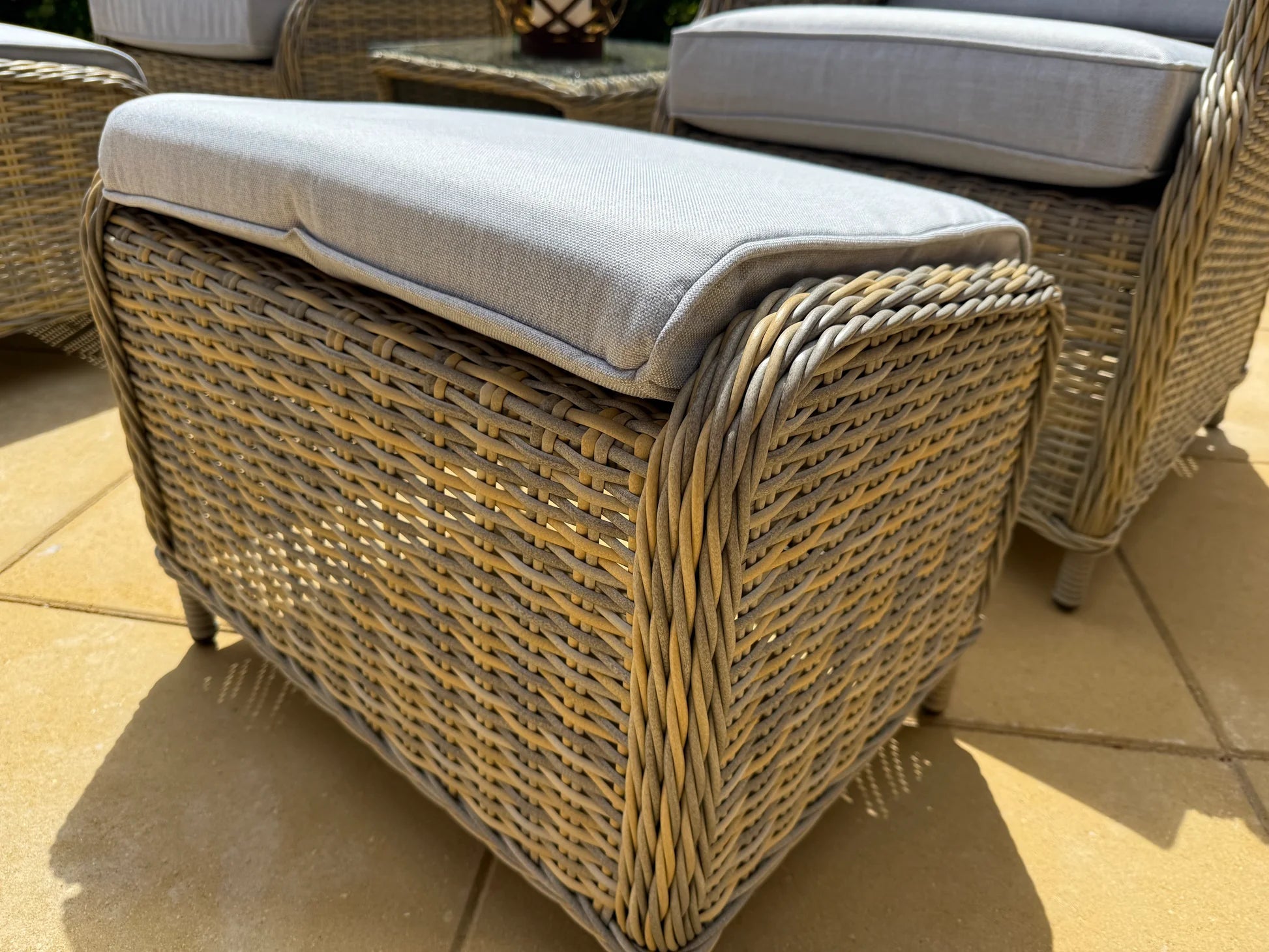 Monte Carlo Luxury Recliners Garden Rattan Bistro 5Pcs Set Beige