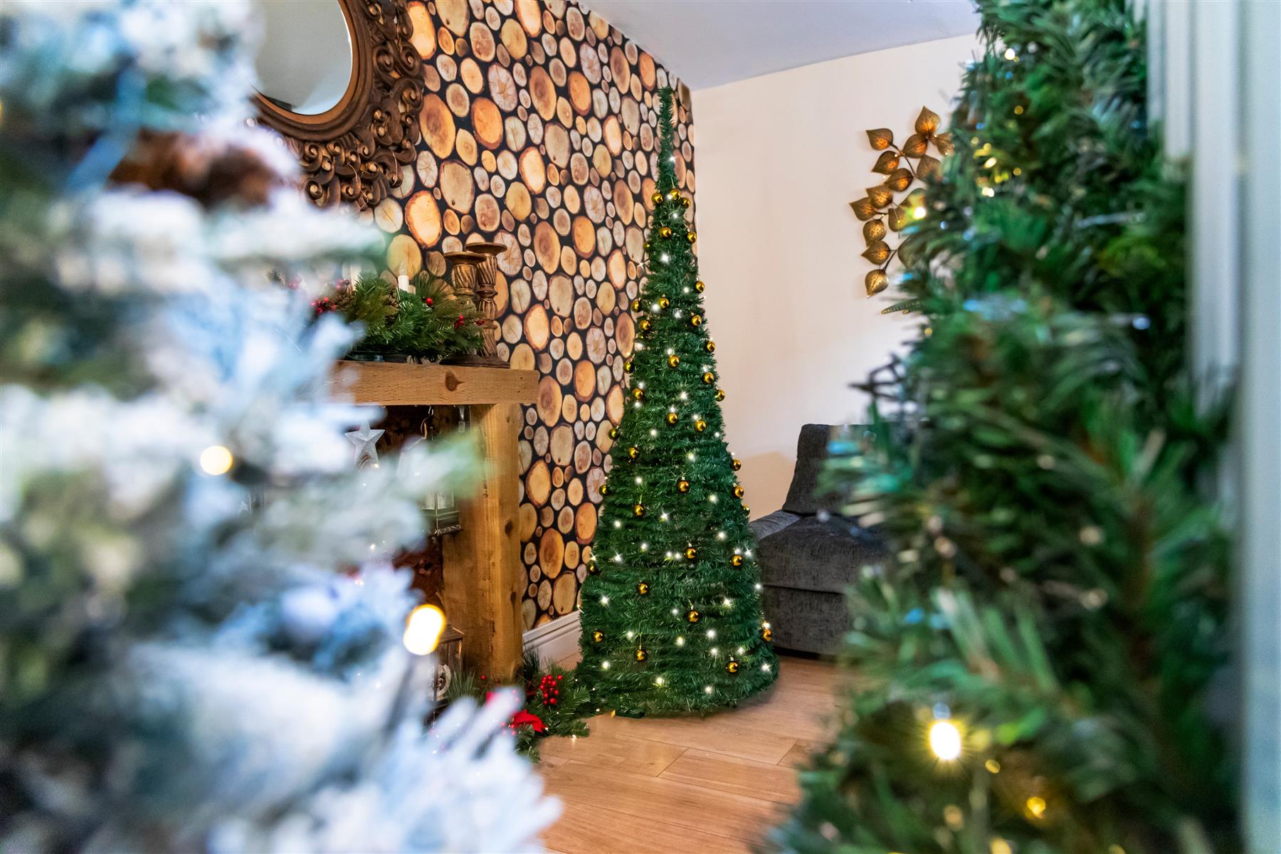 6FT Pop Up Christmas Tree Pre Lit Battery Operated LED Gold Baubles Xmas Decor